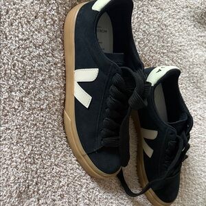 Veja Sneakers
